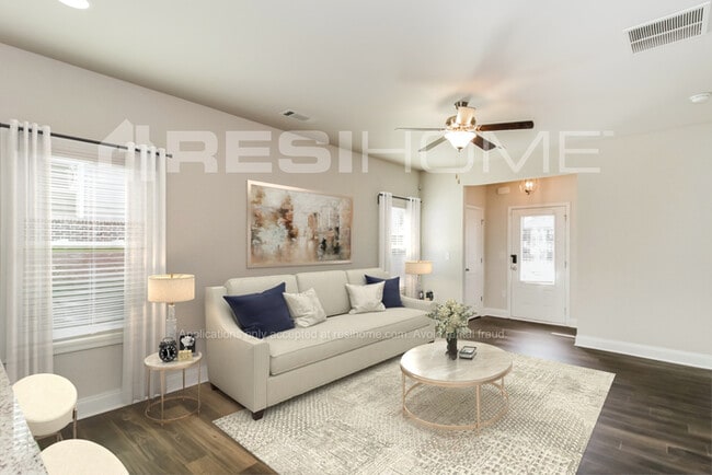 Building Photo - 3053 Faireno Pl