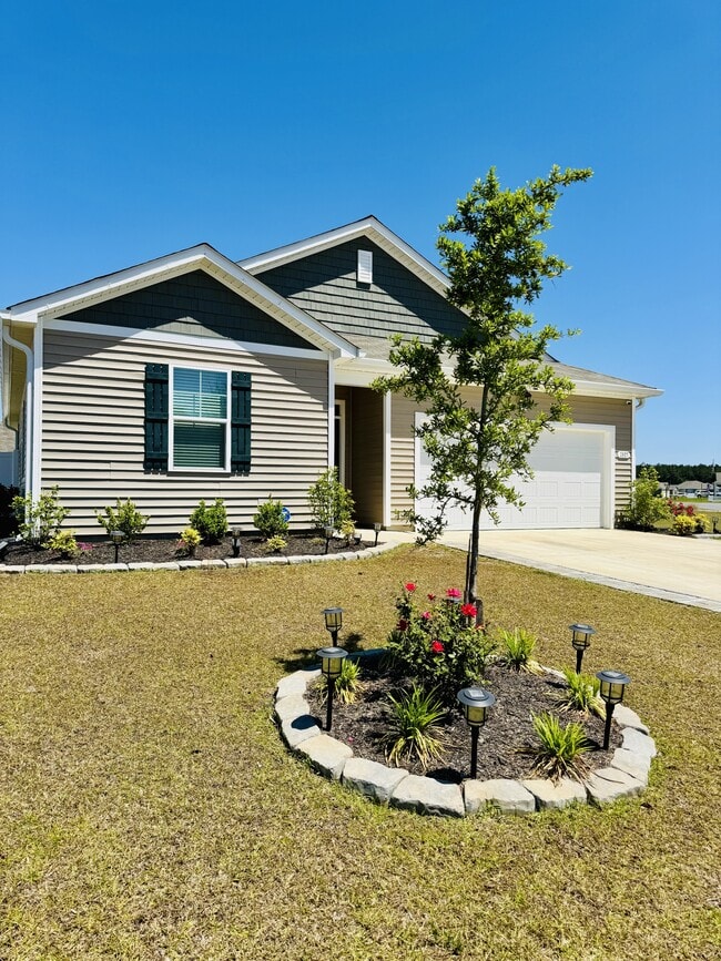 Building Photo - 1805 Castlebay Dr