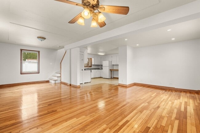 Building Photo - 10 Ernest Ave