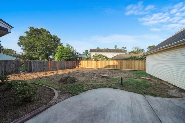 Building Photo - 20002 Sweetgum Forest Dr