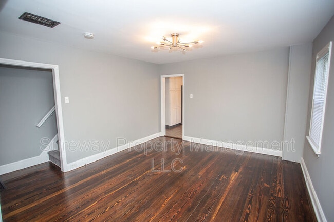 Building Photo - 220 S Church St