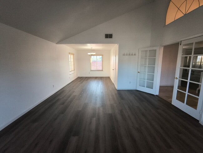 Building Photo - Beautiful and Spacious Two Story 4 Bed/3 Bath Home For Rent In Hercules!!!