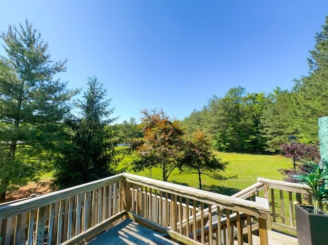 Building Photo - 15507 Pocopson Creek Way
