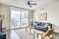 Building Photo - 110 SW 12th St