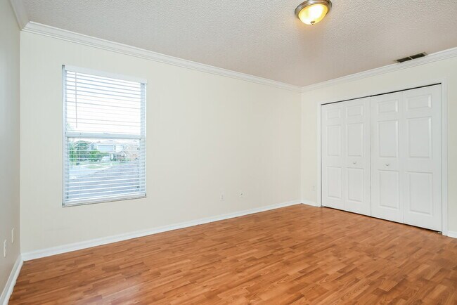 Building Photo - 1258 Epson Oaks Way