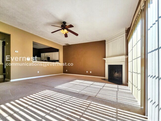 Building Photo - 2521 Heyoak Ct