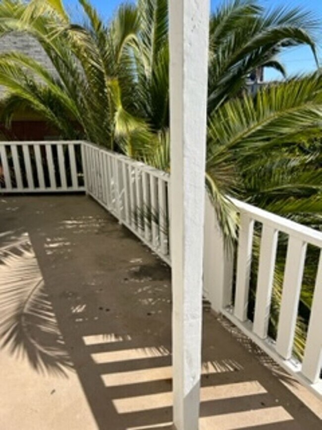 Building Photo - 325 Ohio St