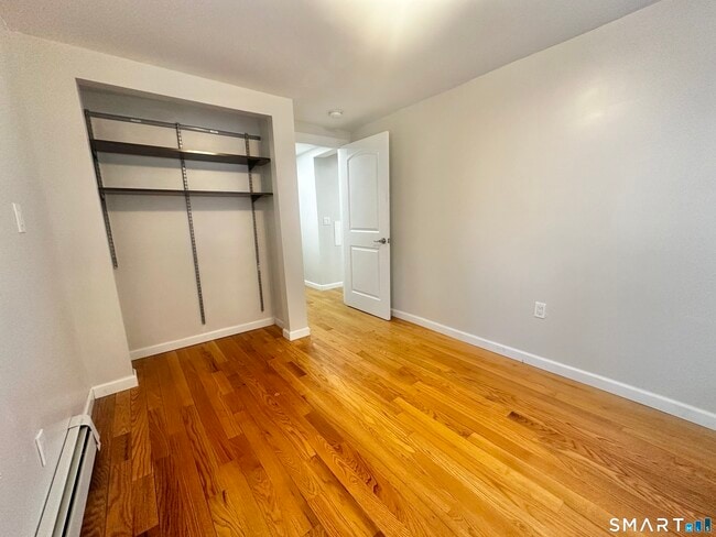 Building Photo - 49 Pleasant St