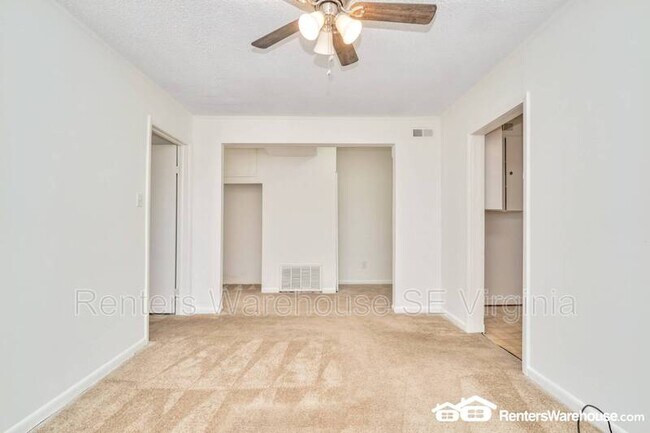 Building Photo - 112 W Seaview Ave