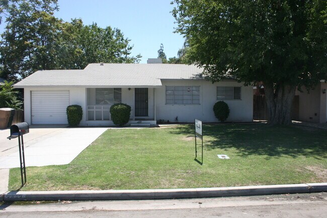 Building Photo - 3413 Elcia Dr