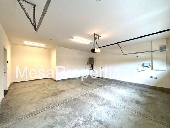 Building Photo - 12594 Ava Loma St