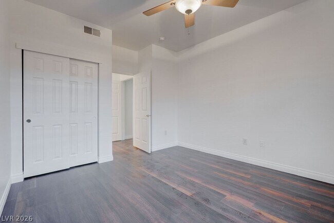 Building Photo - 231 W Horizon Ridge Pkwy