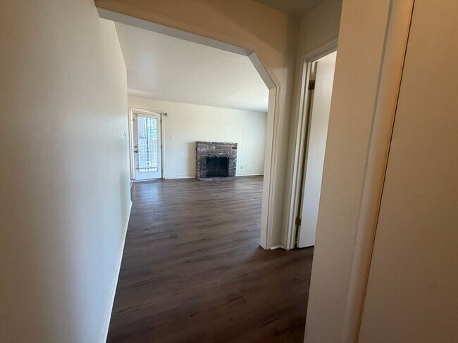 Building Photo - 10528 Dolecetto Dr