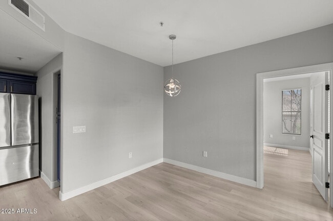 Building Photo - 11680 E Sahuaro Dr