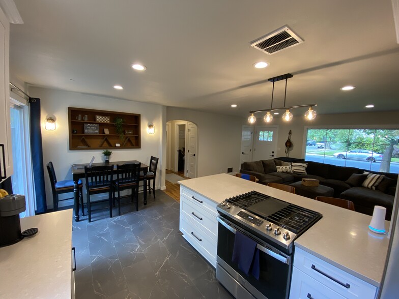 Kitchen and Dining - 1004 N 7th St