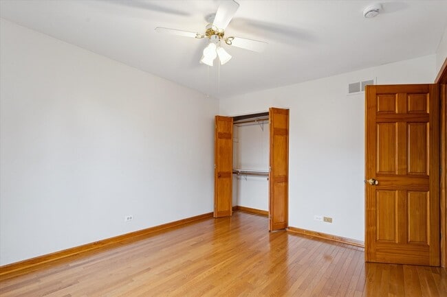 Building Photo - 1410 Fairfax Ln