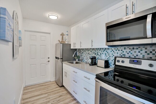 Building Photo - 3316 SE 4th St