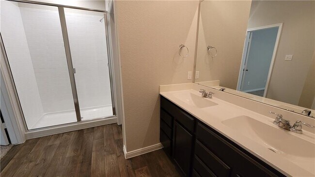 Building Photo - 6406 Kildare Dr