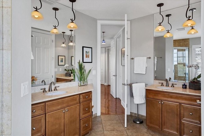 Building Photo - 357 Tierra Mar Ln