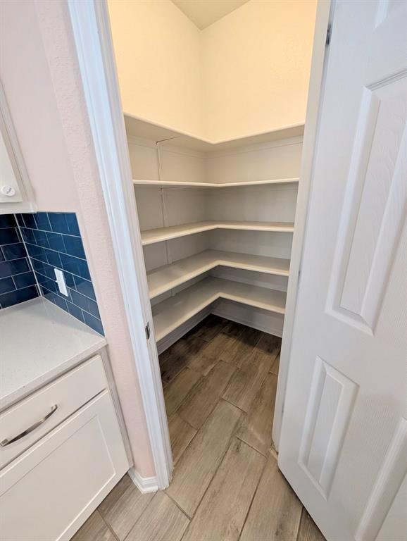 Building Photo - 824 Falkland Trace