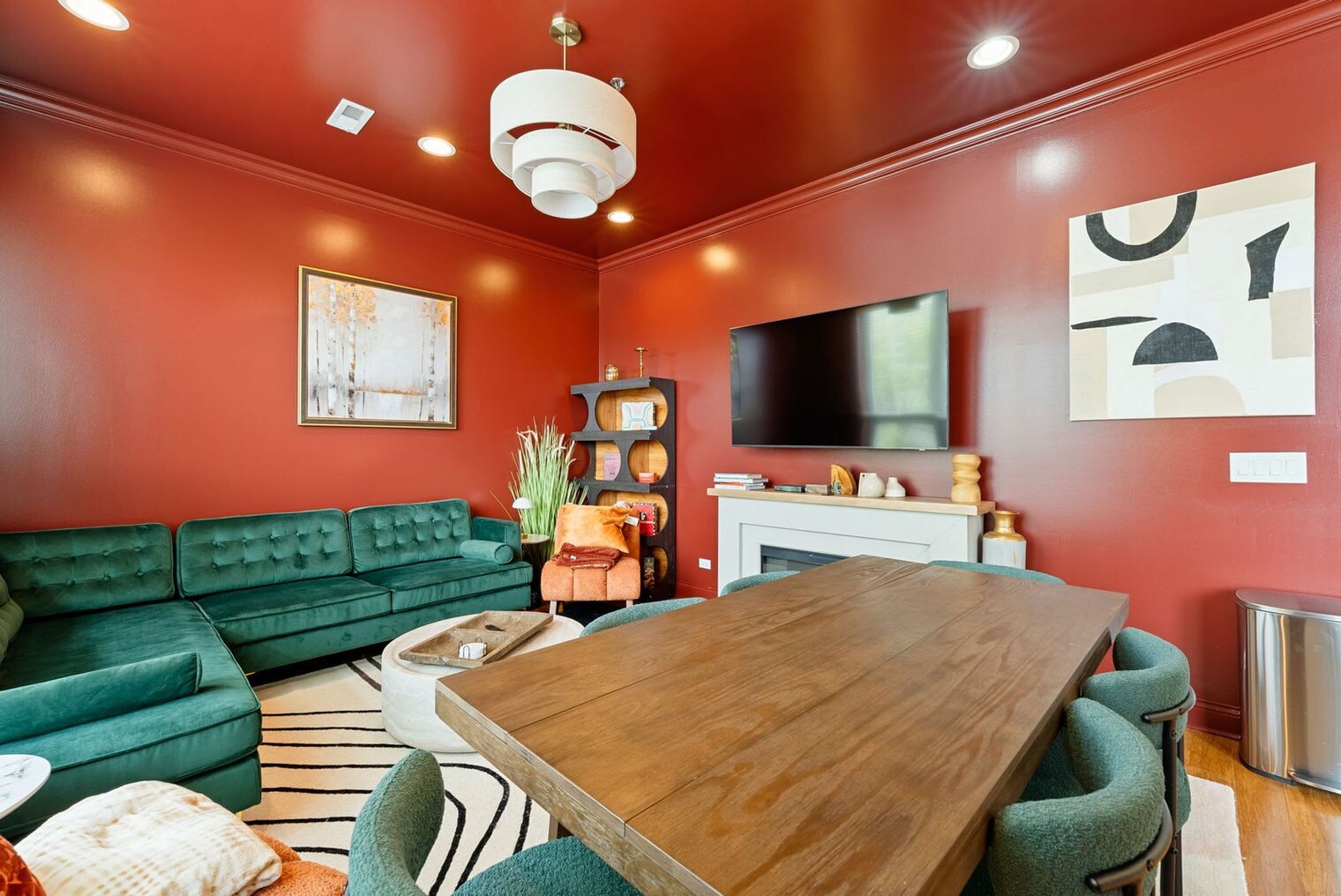 Building Photo - 1243 W Madison St