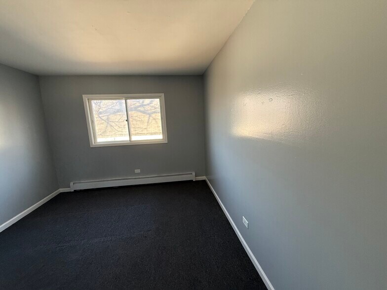 Building Photo - 18329 West St