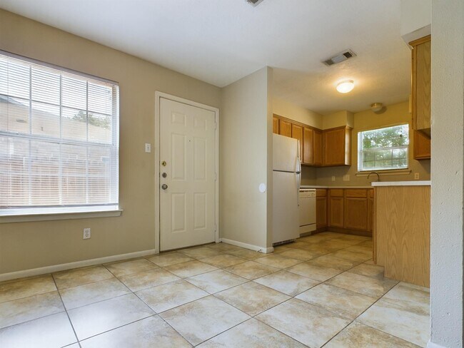 Building Photo - 2404 Brittain