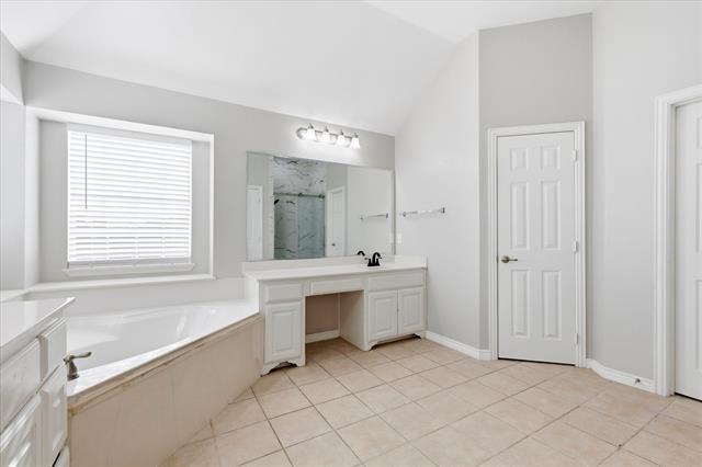 Building Photo - 2147 Hunt Club Trail