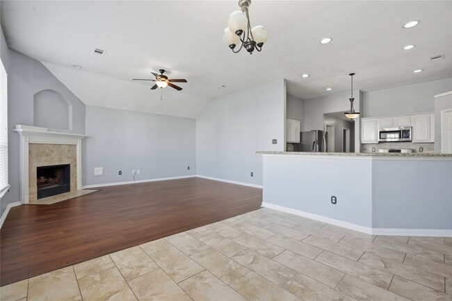 Building Photo - 3206 Ivory Pointe Dr