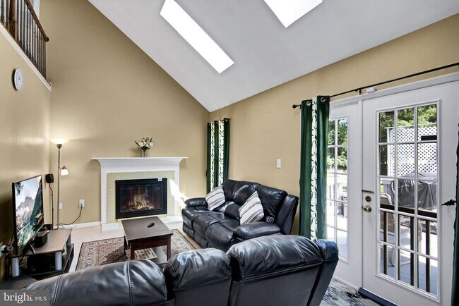 Building Photo - 3289 Kinross Cir