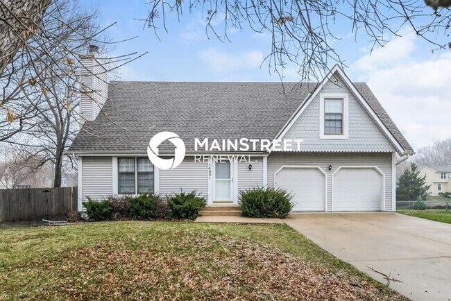 Primary Photo - 3 Bedroom Pet-Friendly Home in Olathe, KS ...