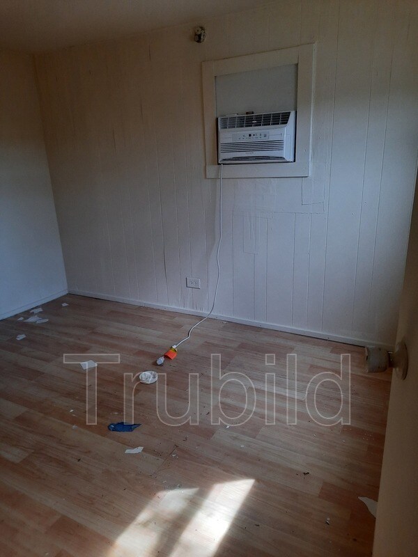 Building Photo - 1465 Remount Rd