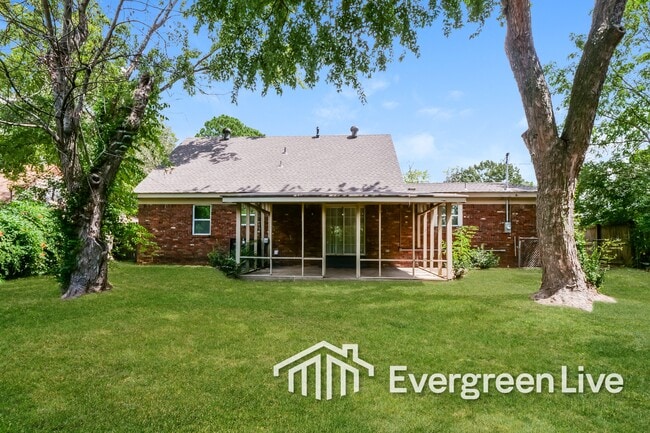 Building Photo - 8883 Whitworth St