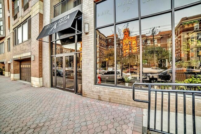 Building Photo - 4315 PARK Ave