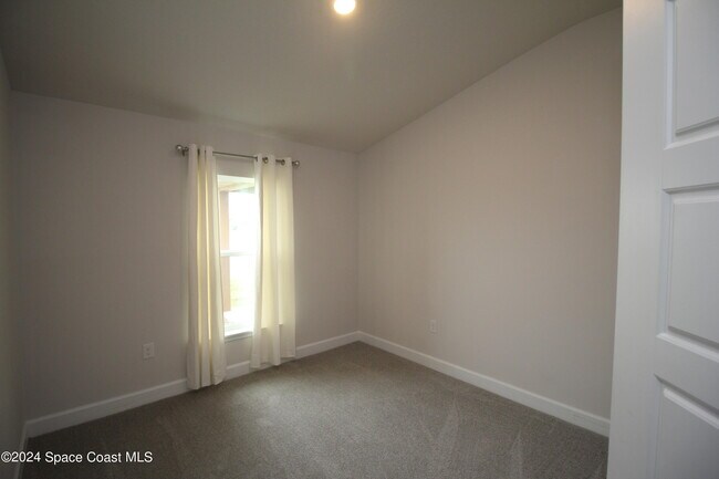 Building Photo - 2513 Pinwherry St NW