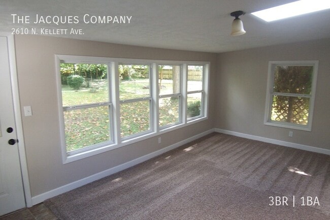 Building Photo - 2610 N Kellett Ave