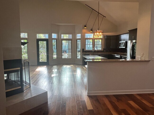 Building Photo - Spacious Updated Home in Windmill Harbour!