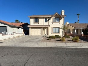 Building Photo - 126 Elegante Way