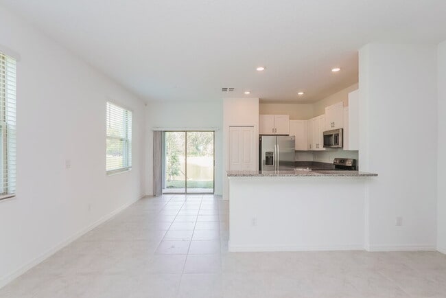 Building Photo - 2156 Azure Vw Wy