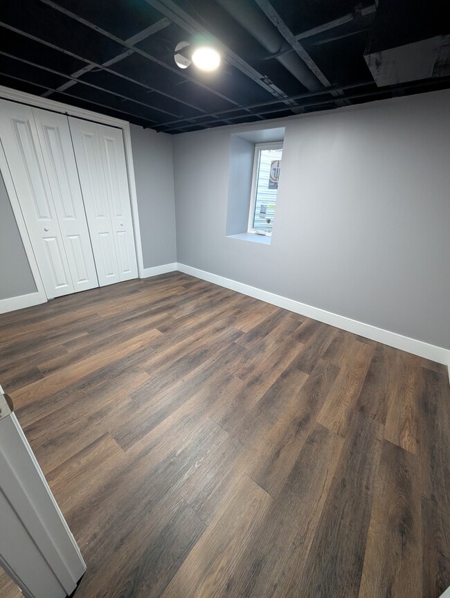 Building Photo - 621 SW Oakley Ave