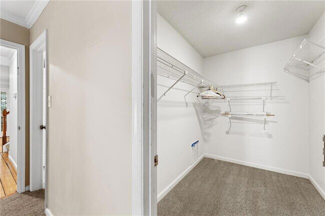 Building Photo - 1486 Briaroaks Trail NE