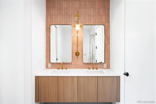 Building Photo - 3520 Chestnut Pl