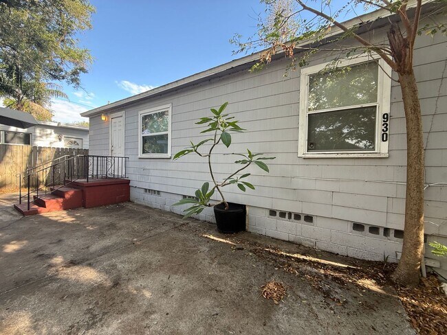 Building Photo - home for rent in South St. Pete