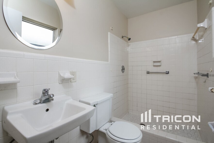 Building Photo - 6504 Georgia Ave