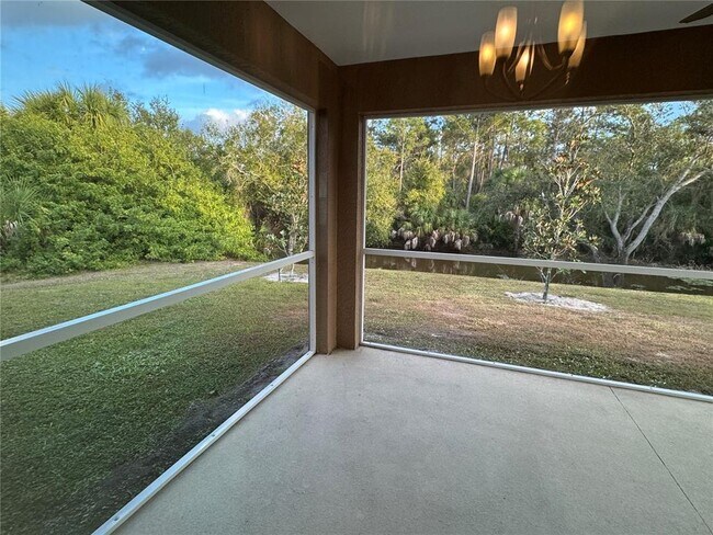 Building Photo - 2750 Carolina St