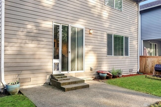 Building Photo - 8935 Corona St NE