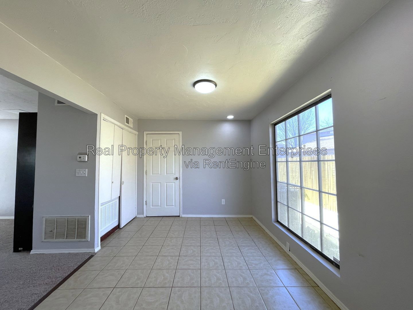 Building Photo - 11511 Stagecoach Trail