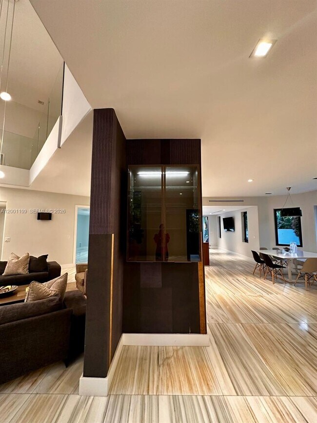 Building Photo - 223 NW 129th Ave