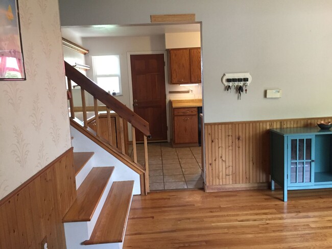 Building Photo - Awesome Melody Valley Cul De Sac Home!