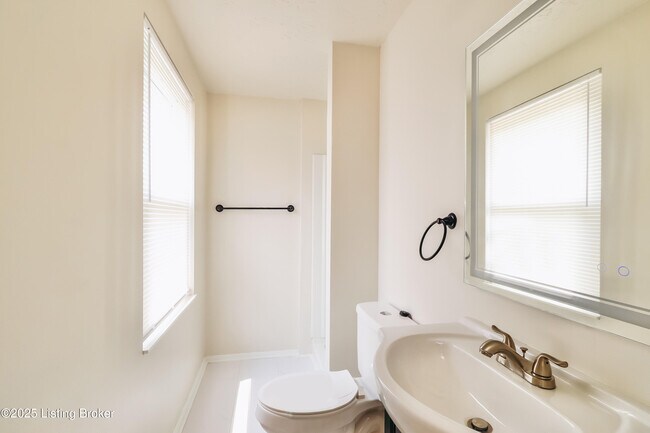 Building Photo - 6407 Ocho Rios Ct